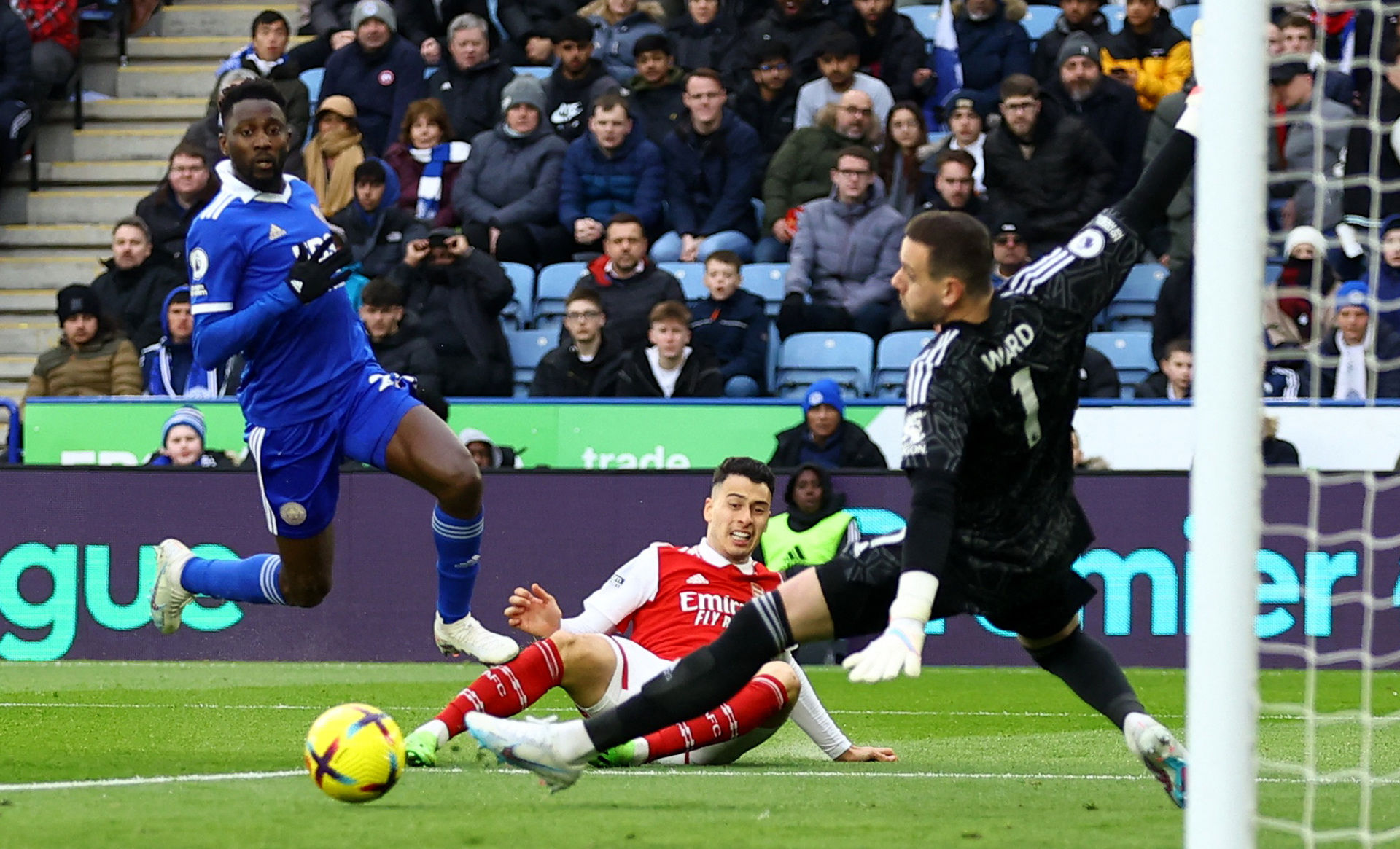 与此同时提 与此同时提